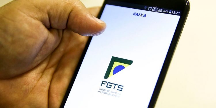 FGTS: trabalhador vai poder sacar até R$ 1 mil a partir de 20 de abril