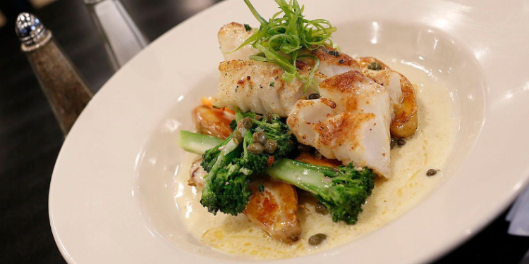 Entenda porquê católicos não comem carne na Sexta-feira Santa