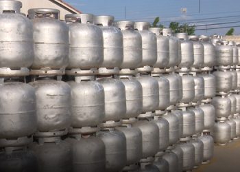 Governo anuncia pagamento do auxílio gás de abril