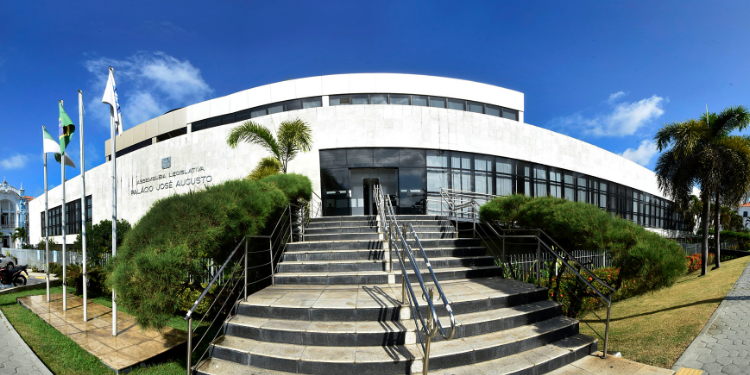 Assembleia Legislativa anunciará até quarta-feira banca que realizará concurso