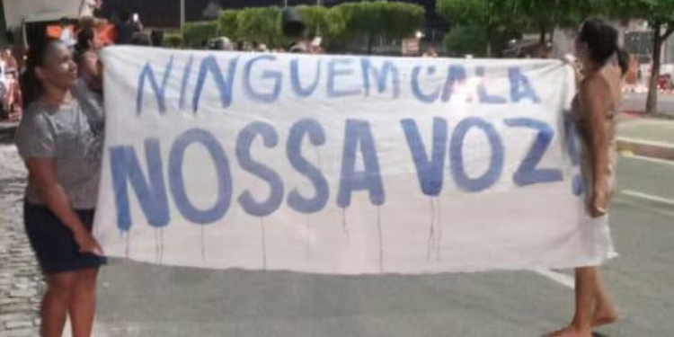 Moradores de Upanema protestam contra a falta de abastecimento