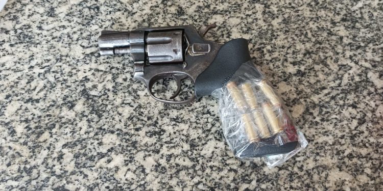 Em confronto com a PM, um suspeito é baleado e outro foge em Assú