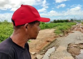 Moradores relatam problema de ruas esburacadas no bairro Nova Mossoró