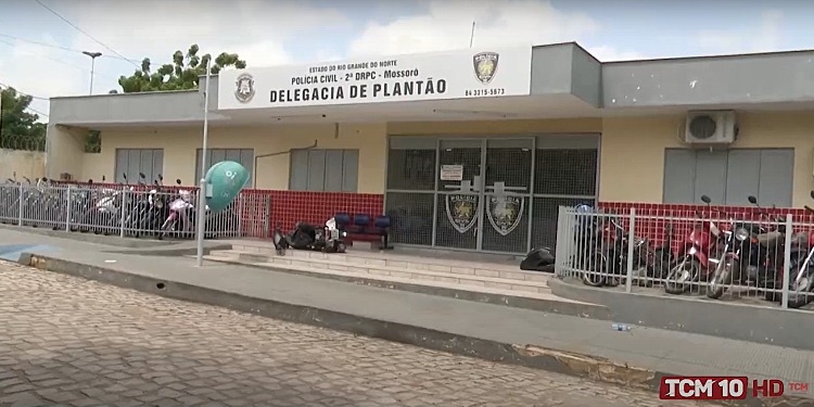 Imagens de câmara de segurança identificam assaltante no Bairro Santo Antônio