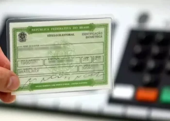 Últimos dias para eleitor regularizar situação com a Justiça Eleitoral