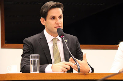 Presidente do PSB garante que candidatura de Rafael Motta é para o Senado