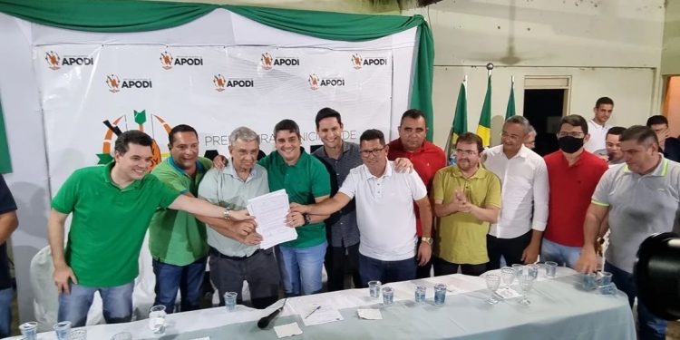 Visita de Walter e Ezequiel a Apodi demonstra alianças entrelaçadas