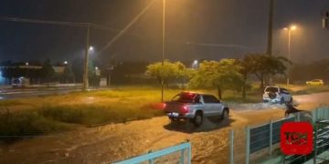 Chuva provoca diversos pontos de alagamento em Mossoró