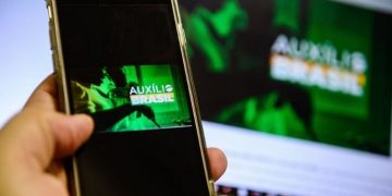 Sancionada MP que torna Auxílio Brasil de R$ 400 permanente