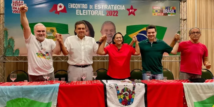 Encontro do PT/RN valida reeleição de Fátima Bezerra
