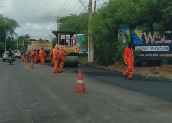 Fátima Bezerra visita obra da Leste Oeste; avenida ainda precisa de sinalização
