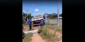 Motociclista morre ao ser atropelado por caminhão em Serra Mel