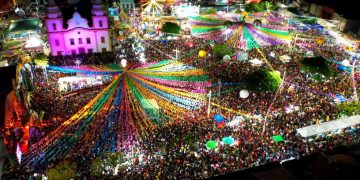Confira imagens da Praça São João Batista em Assú