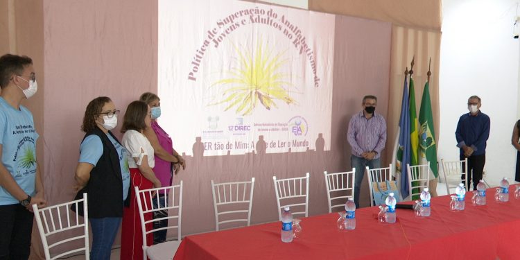 12ª DIREC dá início a projeto de superação de analfabetismo; RN tem mais 370 mil analfabetos