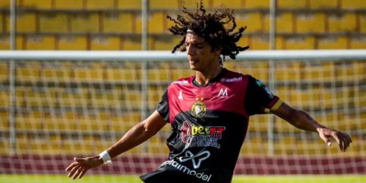 Jogadores protestam pelo limite de idade na segundona; Presidente da FNF responde