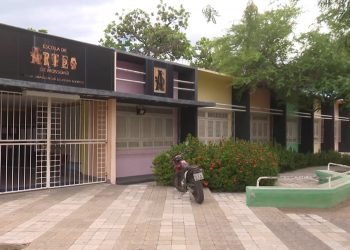 Escola de Artes oferta cursos de canto, teatro, dança e artes maciais