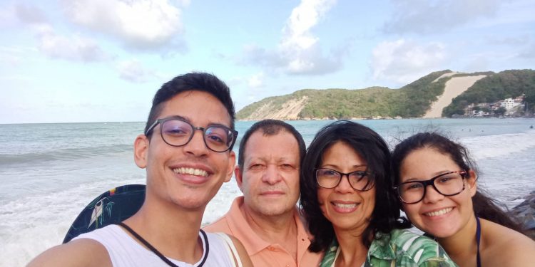 Venezuelano conta como chegou no RN; Estado abriga imigrantes de 111 países