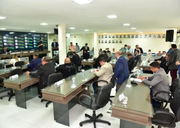 Câmara de Mossoró inicia recesso legislativo e define comissão de sobreaviso