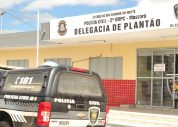 Homem é preso por tráfico de drogas no Bairro Redenção