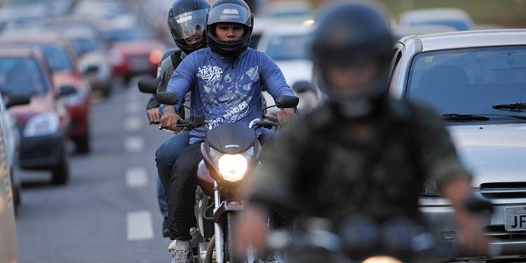 Senado promulga resolução que zera IPVA para motos de até 170 cilindradas