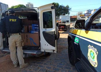 PRF apreende mais de 12 mil maços de cigarro em São Gonçalo do Amarante
