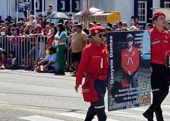 Bombeiros Civis fazem homenagem a colega baleada durante festa em Grossos