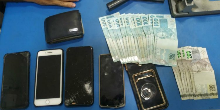 Ronda Policial: PM recupera moto, dinheiro e celulares roubados durante arrastão e mais