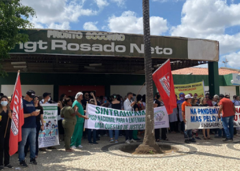 Profissionais de enfermagem realizam paralisação e pedem pagamento do piso