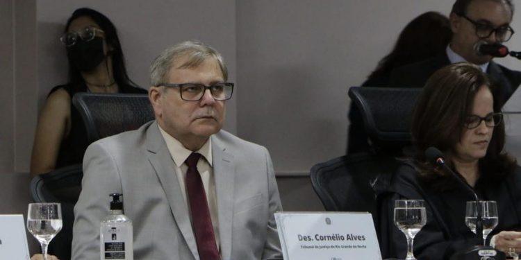 Tribunal Regional Eleitoral empossa nova mesa diretora no RN