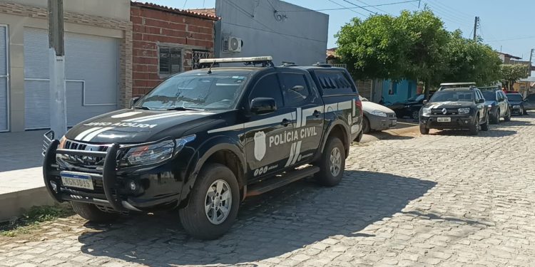 Homem é preso e drogas são apreendidas em Upanema