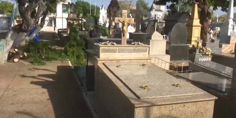 Cemitérios de Mossoró são preparados para o Dia de Finados