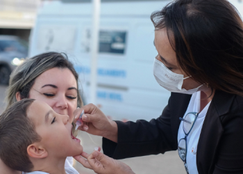 Praça de Eventos recebe ponto extra de vacinação nesta segunda-feira (17)