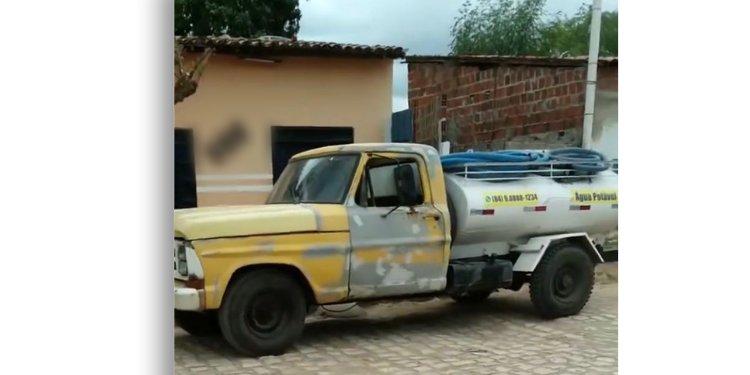 Moradores reclamam a falta de abastecimento nos bairros Santo Antônio e Abolição V