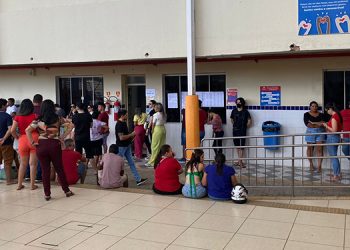 Eleitores reclamam de votação lenta e filas longas em Assú