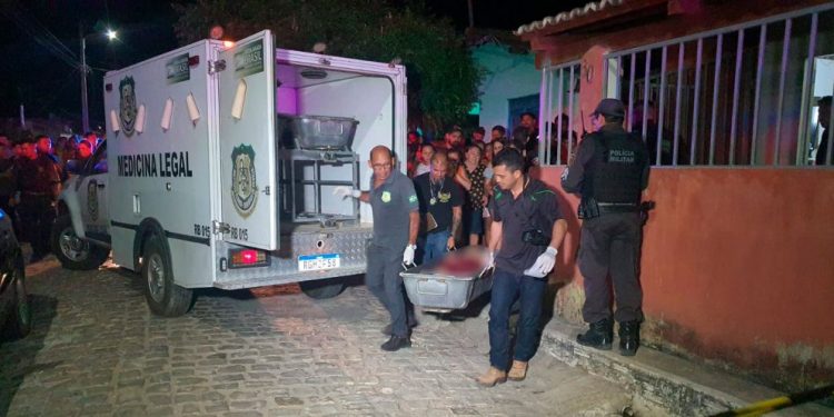 Ronda Policial: Menor infrator é apreendido; Dono de açaí é morto com um tiro na cabeça