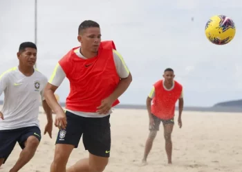 Potiguares treinam com Seleção Brasileira de Beach Soccer