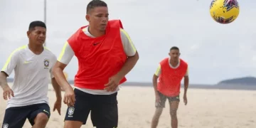 Potiguares treinam com Seleção Brasileira de Beach Soccer