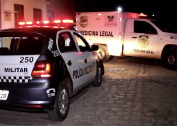 Criminosos invandem casa e executam mãe, filha e genro no Alto Oeste