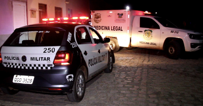 Criminosos invandem casa e executam mãe, filha e genro no Alto Oeste