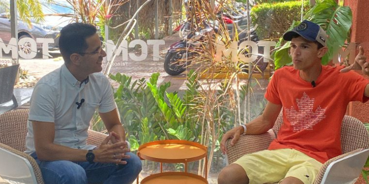 Humorista Tiago Dionísio fala sobre mudança de vida após vídeos que descrevem profissões