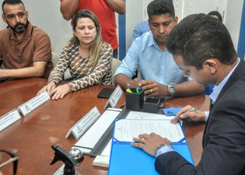 Prefeitura assina decreto que regulamenta lei que proíbe fogos ruidosos em Mossoró