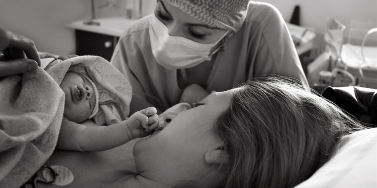 Evento debate parto humanizado e violência obstétrica