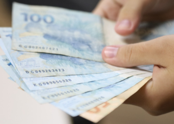 Governo conclui folha de novembro e adianta outra parcela do 13º salário