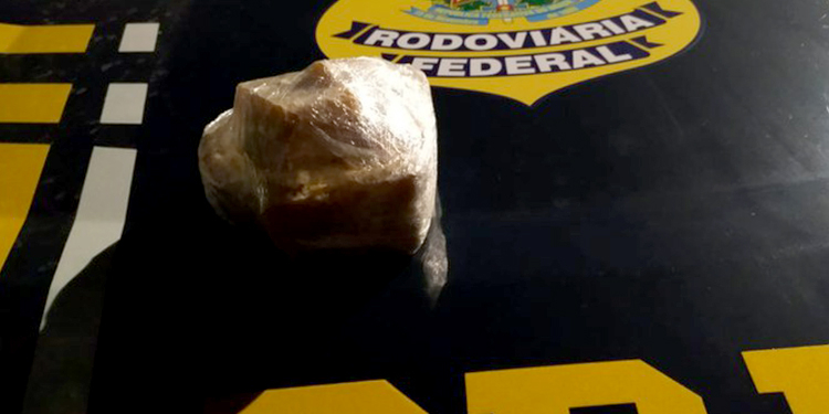 PRF prende homem que levava droga de Natal para Mossoró