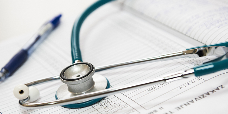 Justiça Federal condena no RN falso médico por adulterar revalidação de diploma