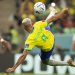Com gols de Richarlison, Brasil estreia bem na Copa e bate Sérvia por 2 a 0