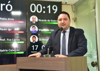 Vereador retorna para bancada Governista na Câmara de Mossoró