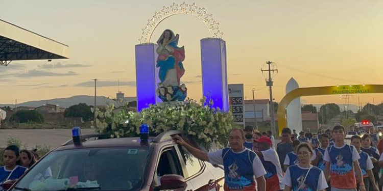 Caminhada com Maria marca os festejos de Nossa Senhora da Conceição, padroeira de Pau dos Ferros