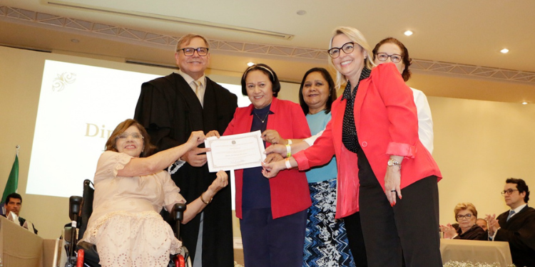 Justiça Eleitoral realiza cerimônia de diplomação dos eleitos no RN