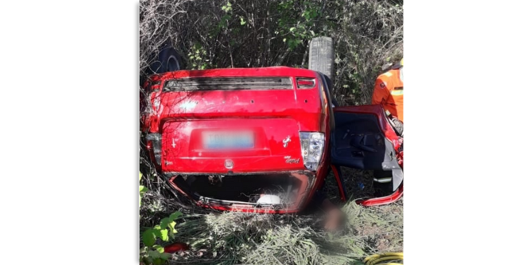 Acidente deixa uma pessoa morta e outra ferida em Marcelino Vieira